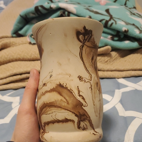 Marbled Ceramic Vase - Picture 2 of 7